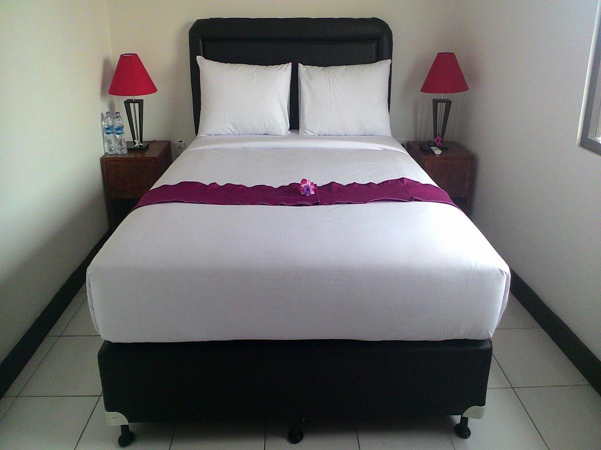 Sari Room Bed & Breakfast Нуса-Дуа Екстер'єр фото