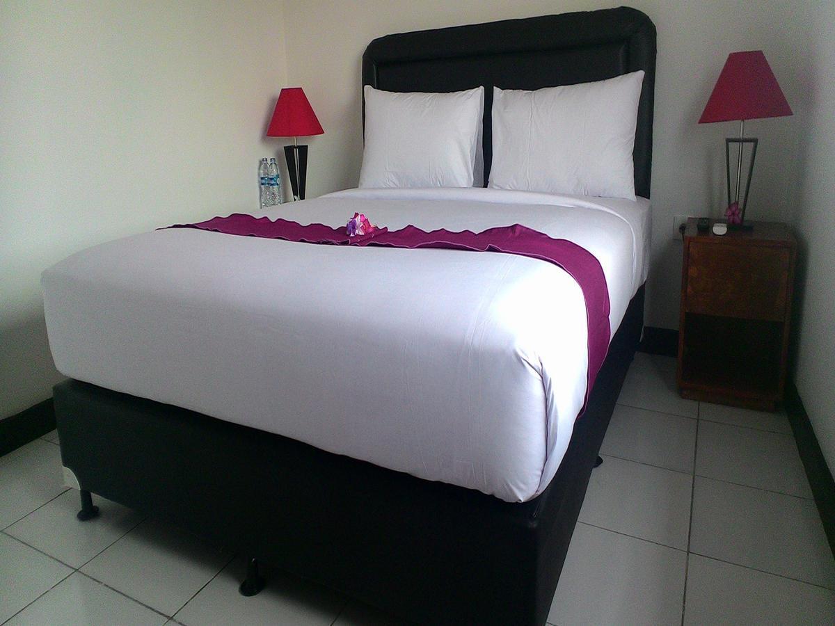 Sari Room Bed & Breakfast Нуса-Дуа Екстер'єр фото